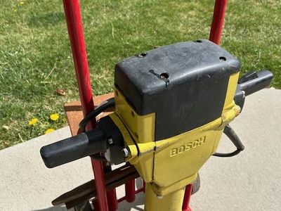 Bosch Breaker Jack Hammer