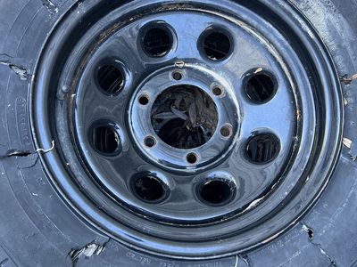 6 lug 15 inch wheels 4 available