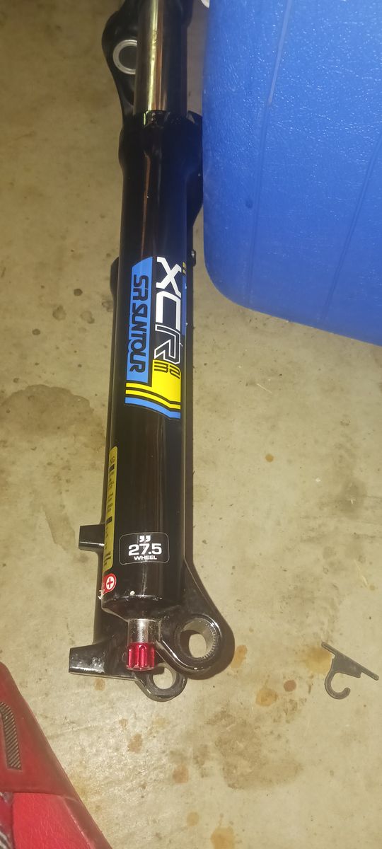 Suntour XCR32 forks 27.5in