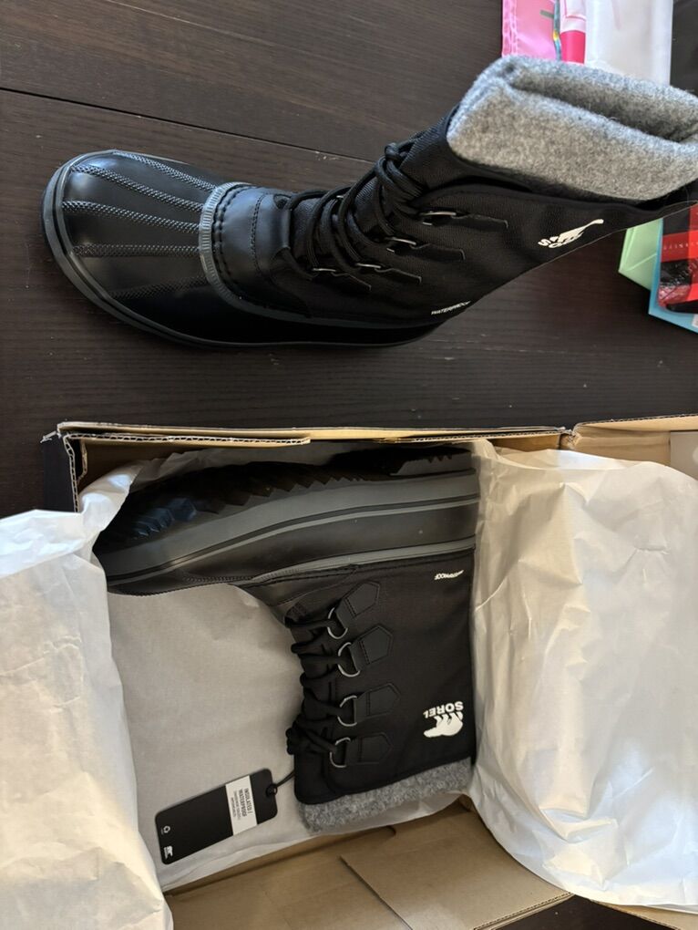 Mens sorel boots Size 9