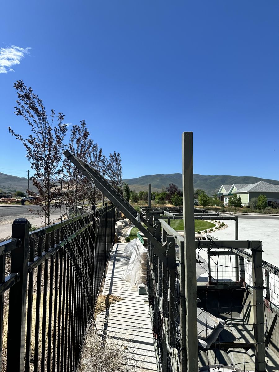 Main image 6
