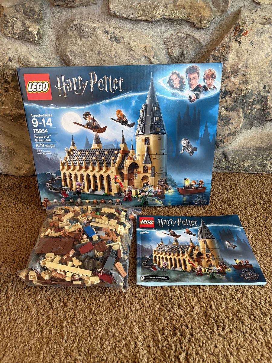 Harry Potter Hogwarts Great Hall Lego set