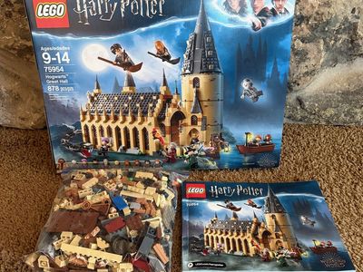 Harry Potter Hogwarts Great Hall Lego set