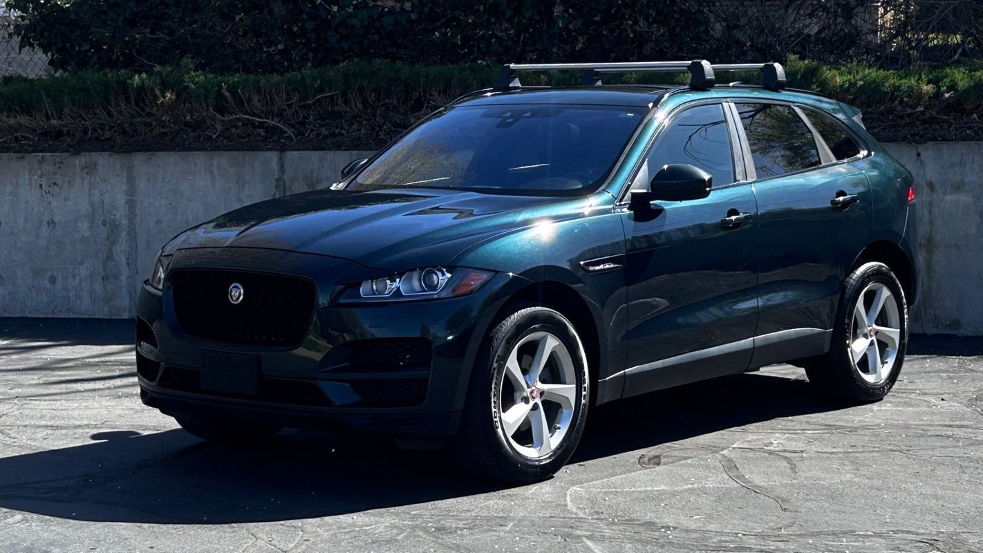 2018 JAGUAR FPACE 25t Premium