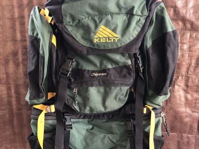 Womens Kelty Cheyenne Camping Hiking Backpack M/L Ladies