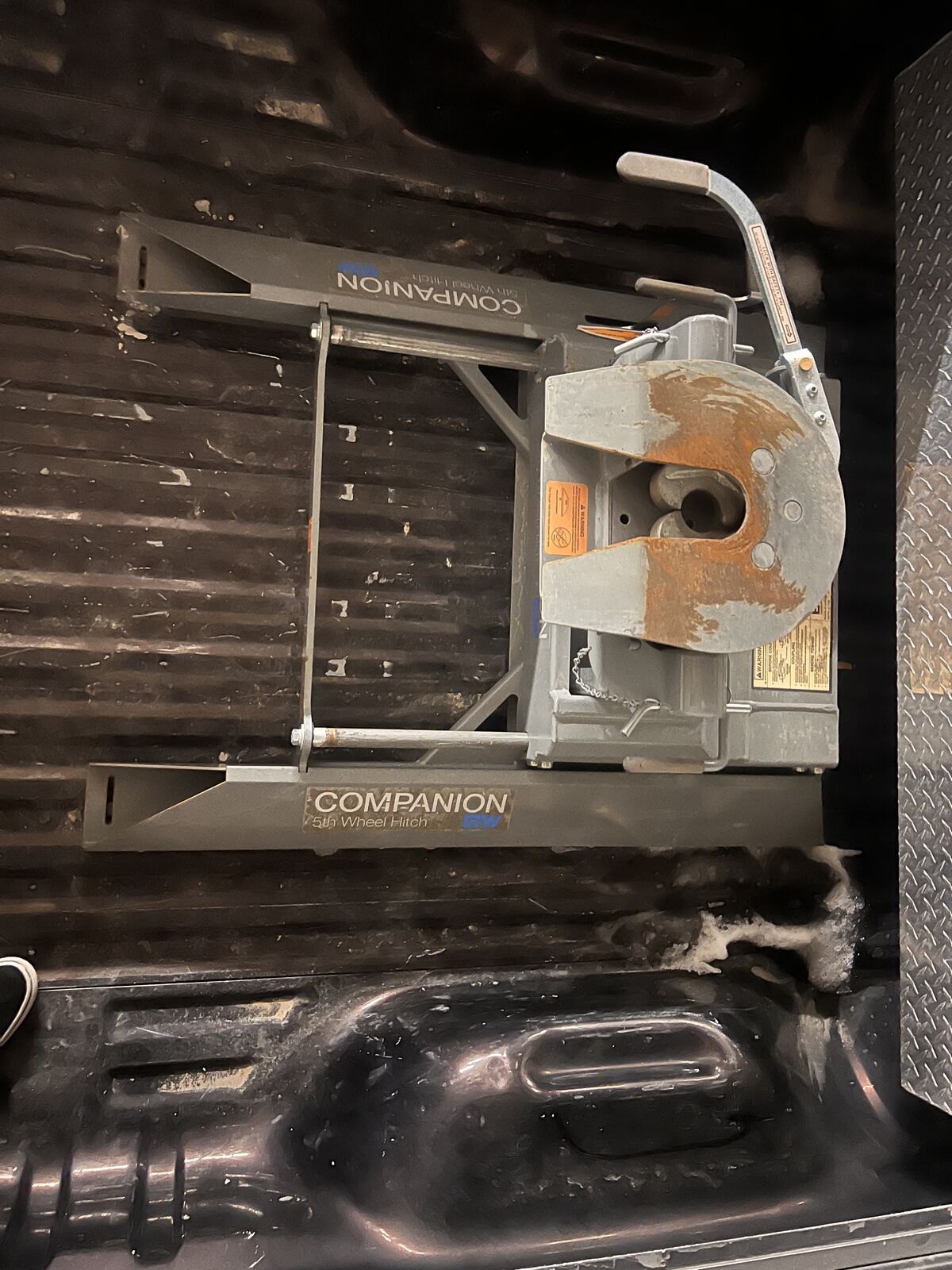 B&W Companion Trailer Hitch (5th Wheel)