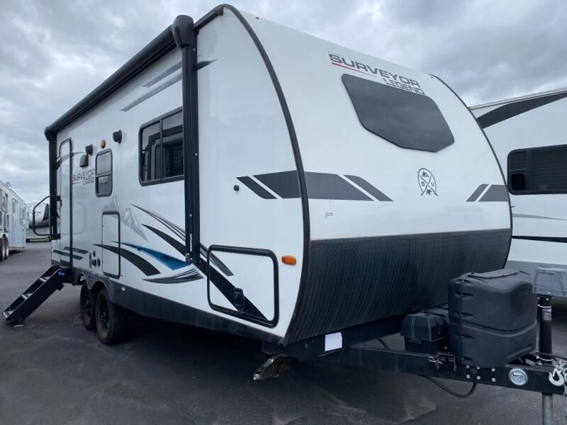 New 2025 Forest River RV Surveyor Legend Double Bunk Travel Trailer with Slide-Out (260BHLE)