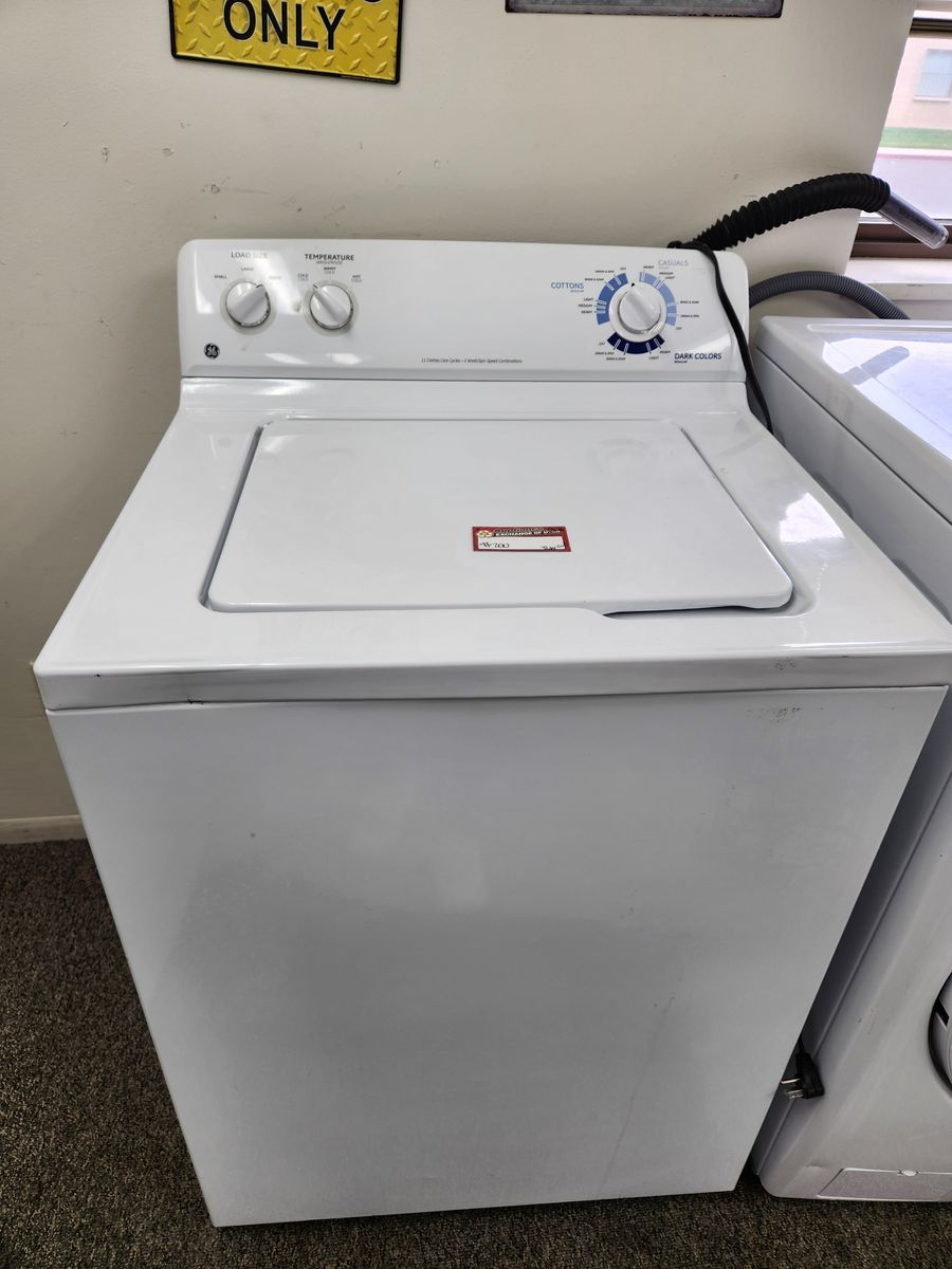 GE Top-Load Washing Machine in White - Used Good Condition
