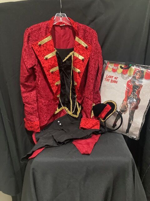 Spirit Halloween LADY of the RING    $25