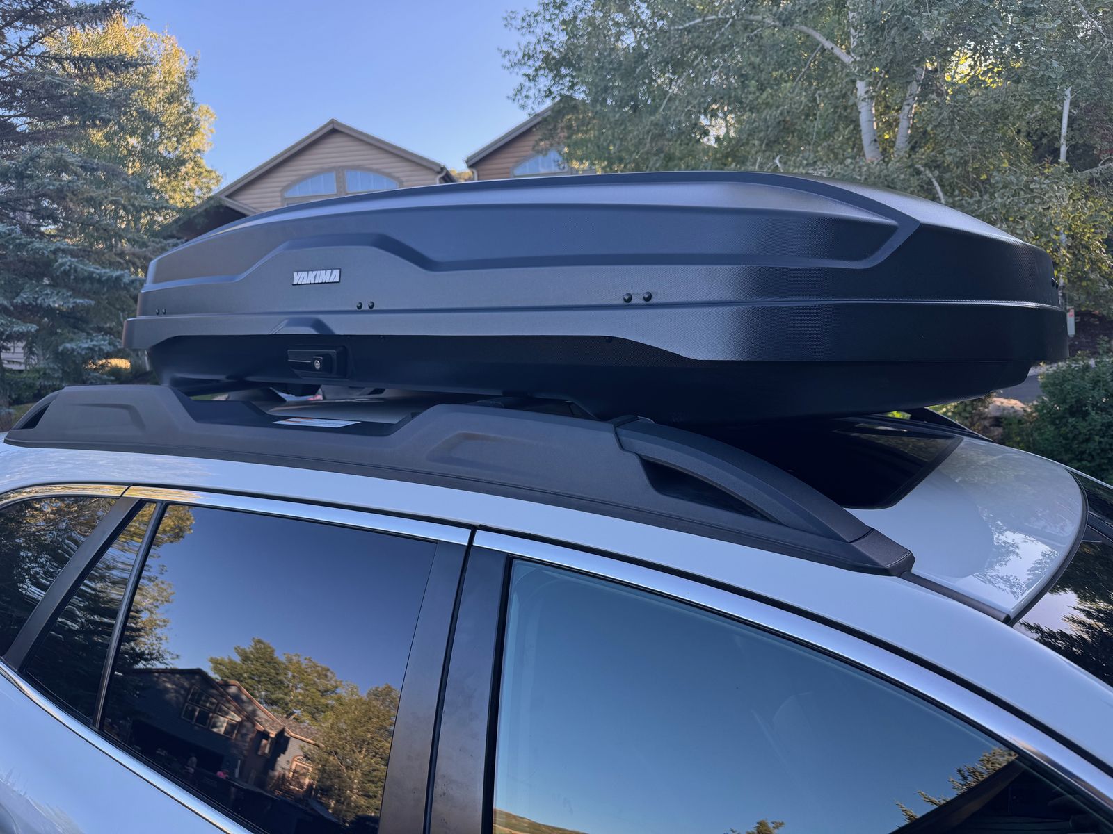 For Sale:  Yakima Skybox NX L Roof Cargo Box