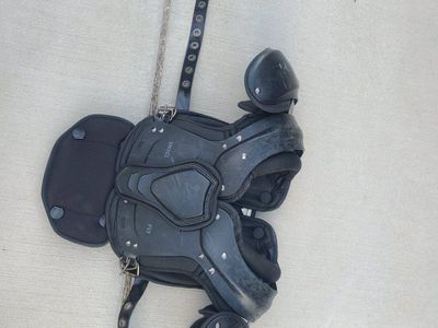 youth small football shoulder pads