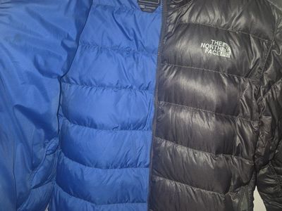 The North Face Men's Black Puffer Jacket with Blue Lining - Size Large