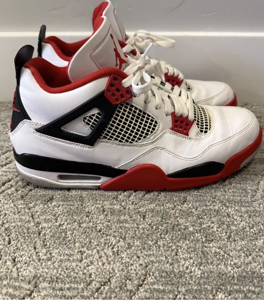 Jordan 4 Retro Fire Red Size 11