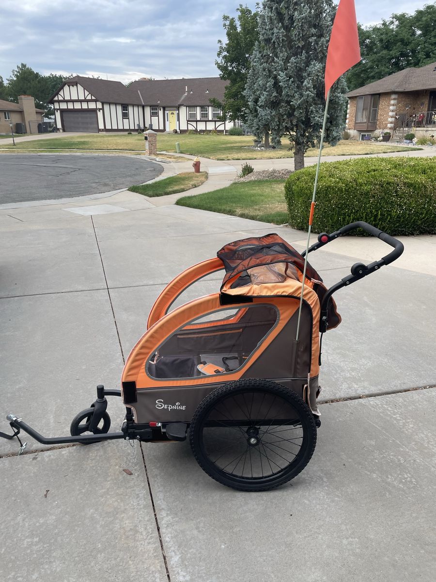 GREAT DEAL!!  Kids bike trailer