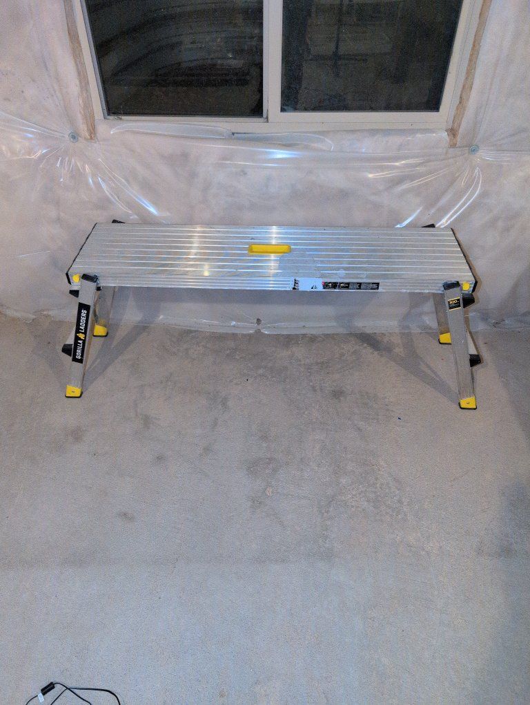Gorilla Ladders Aluminum Work Platform Bench
