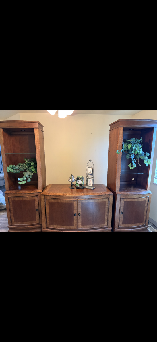 ARMOIRE