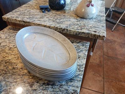 Set of 10 Oval Aluminum Sizzling Server Trays - Steak, Fajita, Seafood Platters