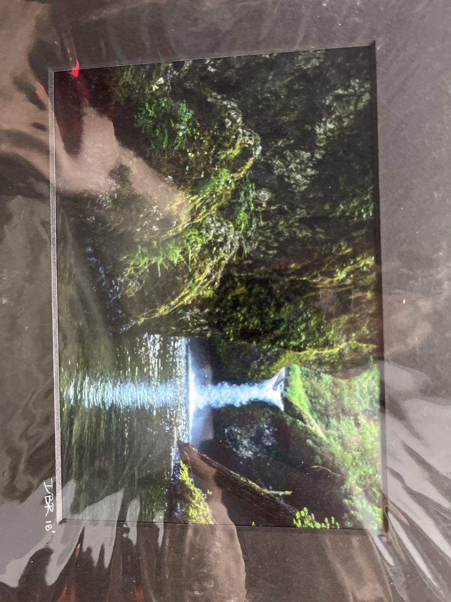 Main image 3