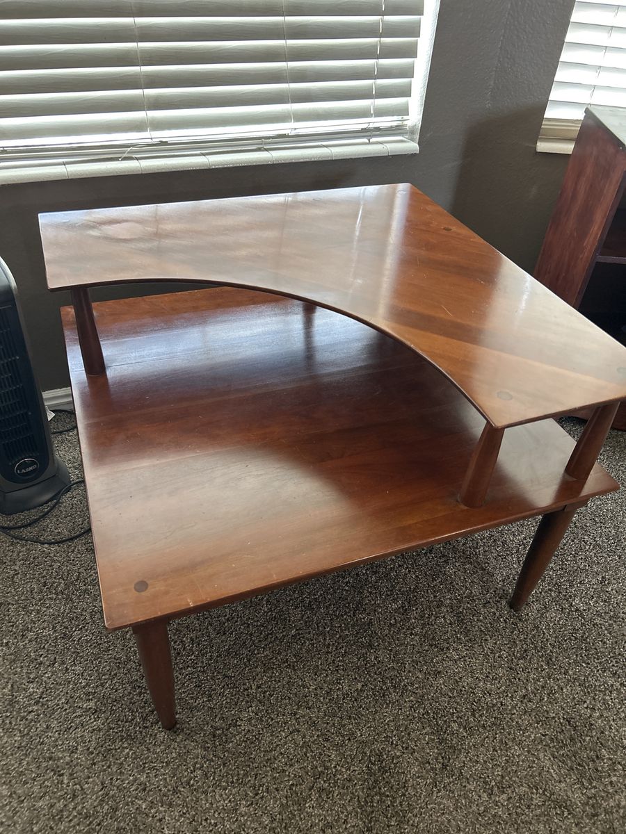 Mid-Century Modern Wood Corner Coffee Table w/ Lower Shelf - Brown, Used , full set