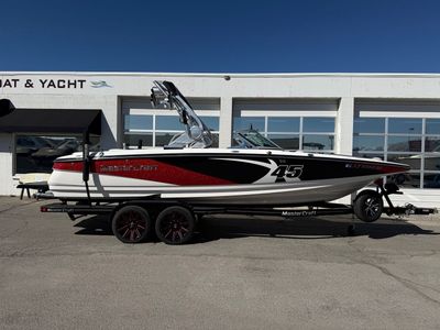 2013 24' MasterCraft X45 Bowrider BANK REPO