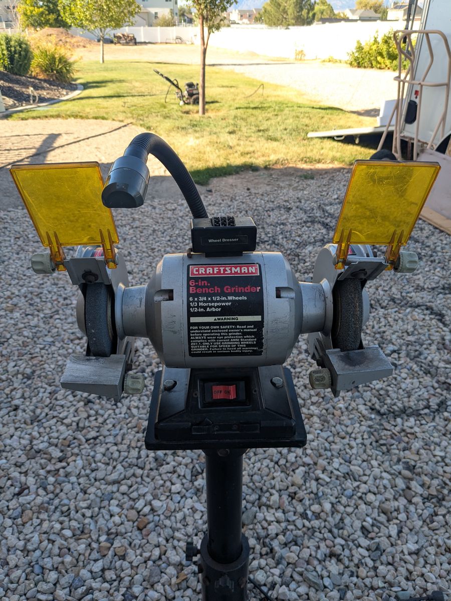 Craftsman 6" bench grinder