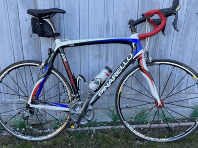 Pinarello FP Team Carbon Road Bike — Shimano Ultegra — Mavic Ksyrium Wheels — Team Sky Colors