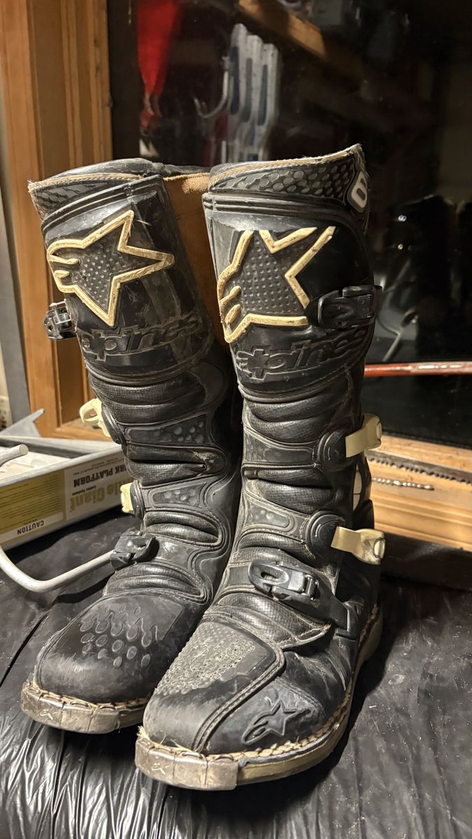 Alpine Stars Tech 6 size 8.5 (41-42) mx boots