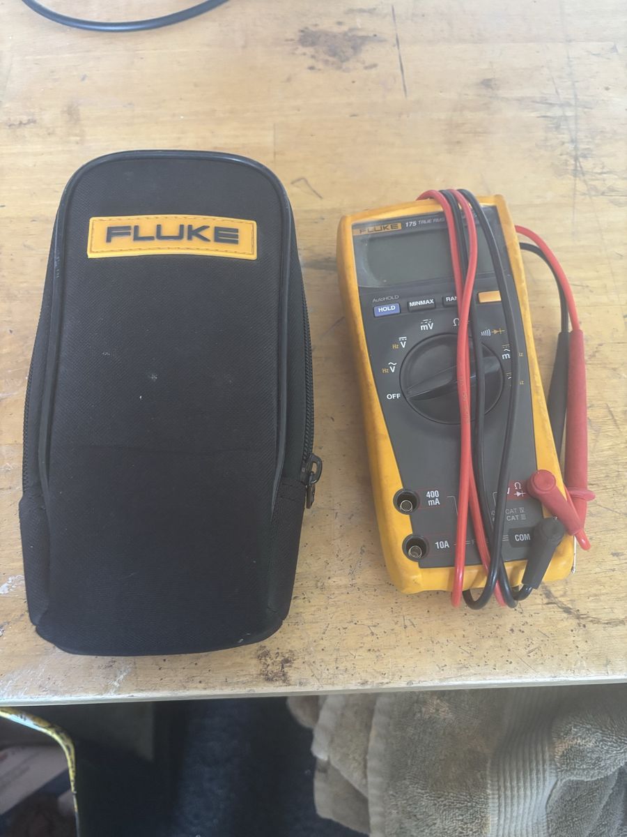 Fluke 175 True-RMS Multimeter
