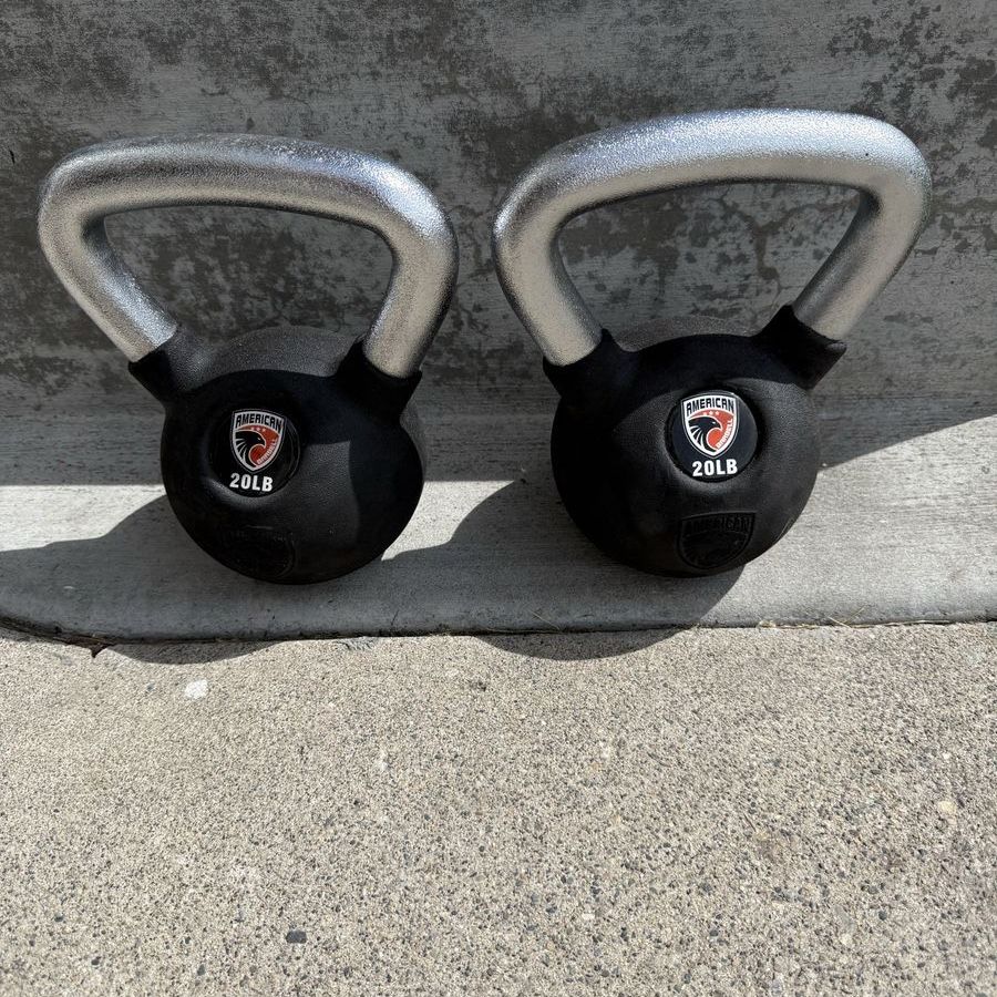 New 20 Pound American Barbell Urethane Kettlebell Set 40 Pounds Total