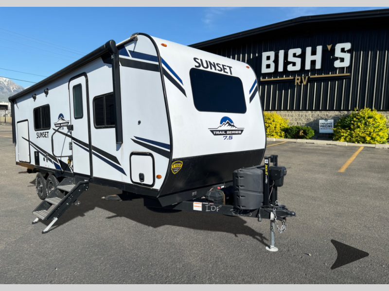 2021 Sunset Trail SS24BH