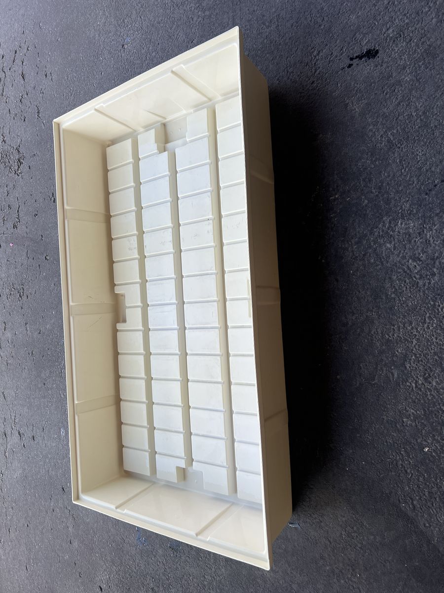 BOTANICARE ID TRAY FOR HYDROPONICS AND INDOOR GARDENS