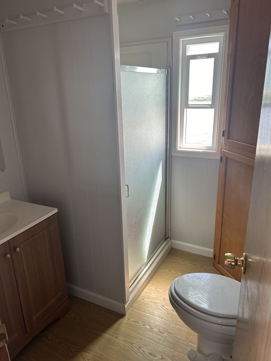 Main image 6