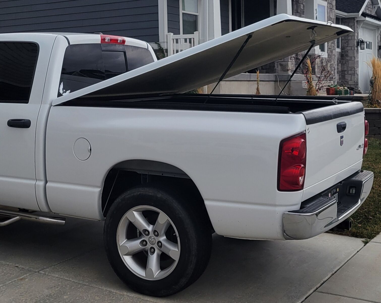 3rd generation Dodge Ram Tonneau Fiberglass truck bed cover.