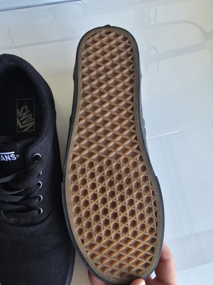 Vans Era Black Canvas Skate Shoes - Men's 10.5