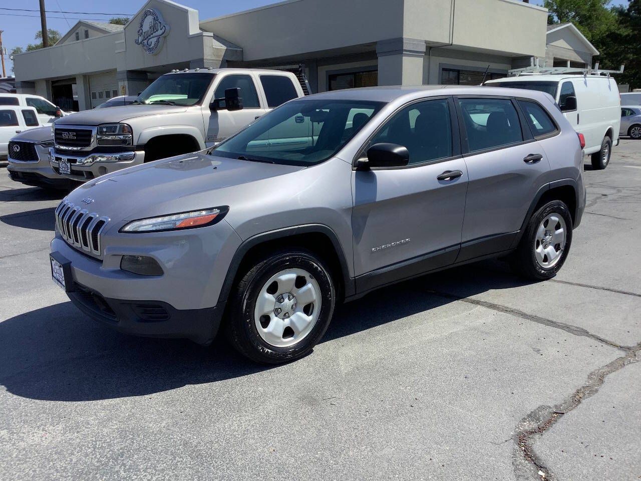 2017 Jeep Cherokee Sport