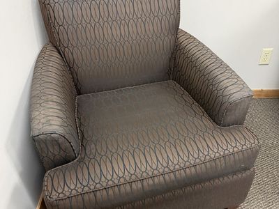 3 Large Club Chairs & Maching Ottomans - $60/set