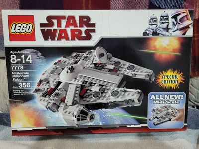 LEGO STAR WARS MIDI-SCALE MILLENNIUM FALCON 2009 ISSUE