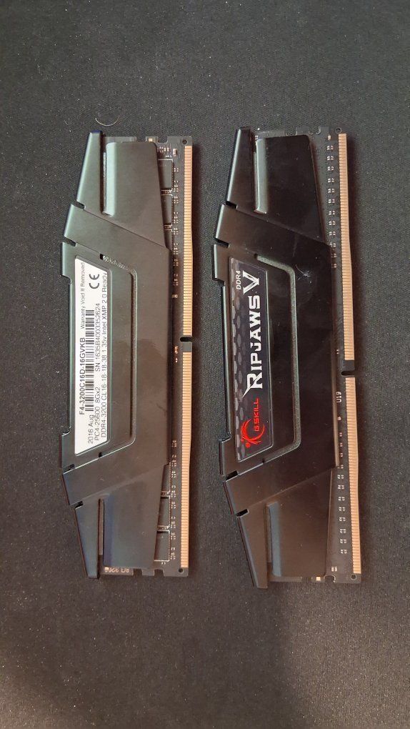 G.Skill Ripjaws V 16GB (2x8GB) DDR4-3200 PC4-25600 Desktop RAM