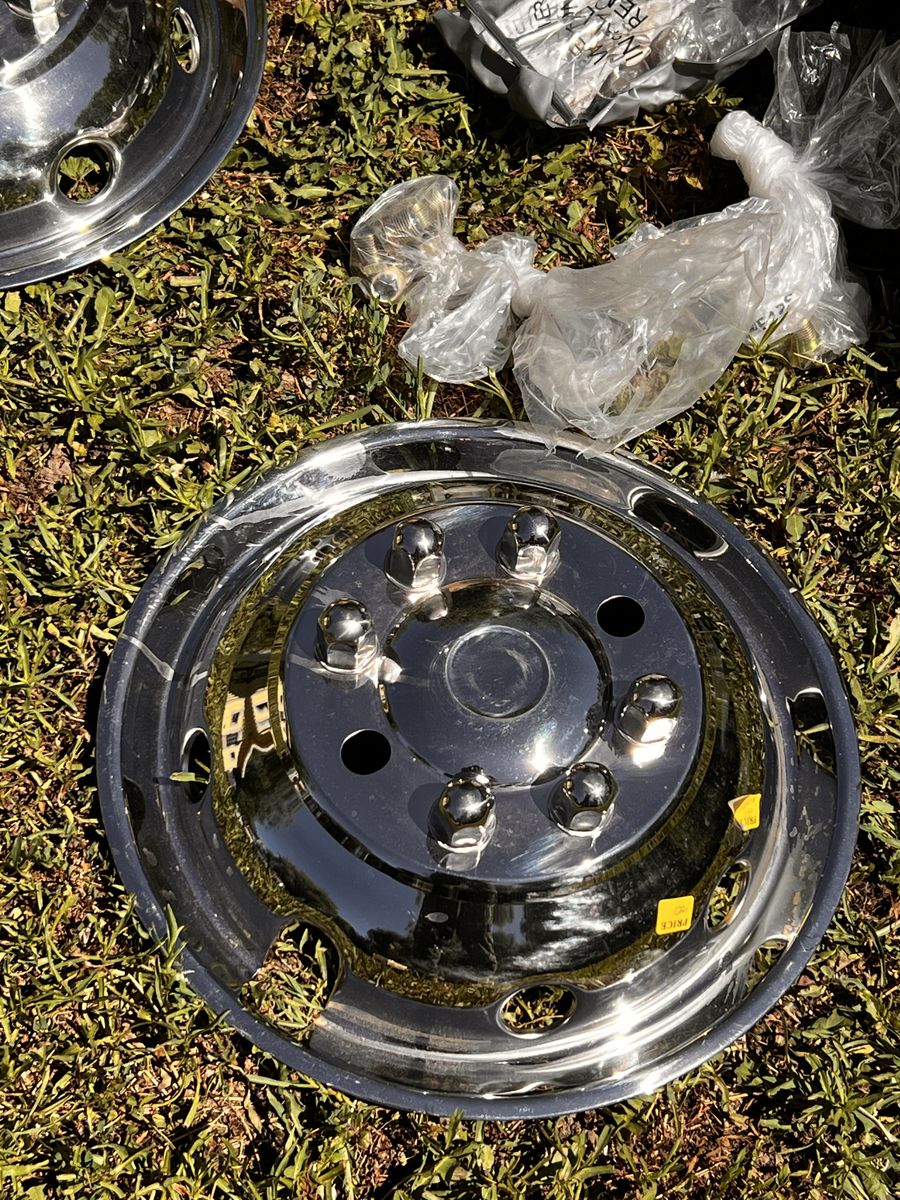 Main image 5