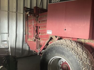 8580 Case IH Baler