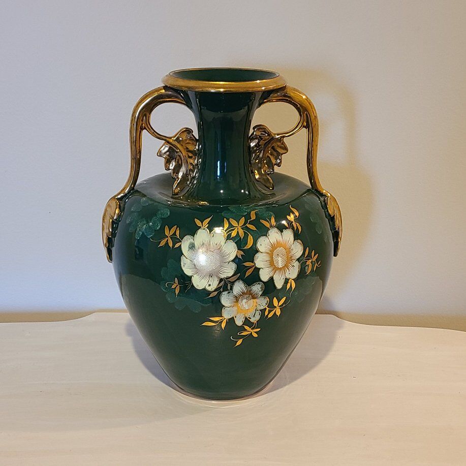 Italo Cassi Green Vase