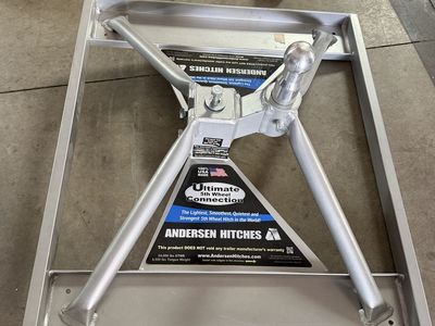 Anderson fifth wheel gooseneck adapter
