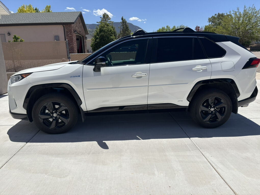 2021 Toyota RAV4 XSE