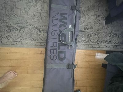 Vintage world industries snowboard bag with padding and wheels