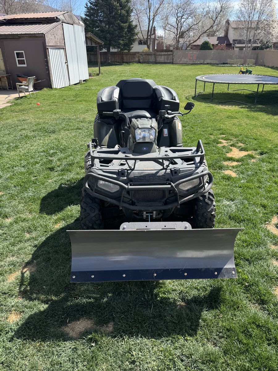 2011 Polaris Sportsman 550 w plow