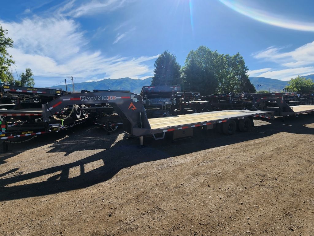 2026 RawMaxx 26' FDXD Gooseneck 24K with Duals, Hy