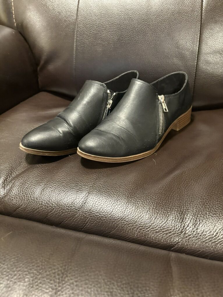 American Eagle Booties