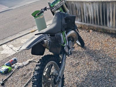 1998 Kawasaki KX250 2-Stroke | 45 Hrs | Title | New Clutch & Tire | $2,250 OBO