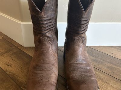 Men’s Ariat Boots size 10.5