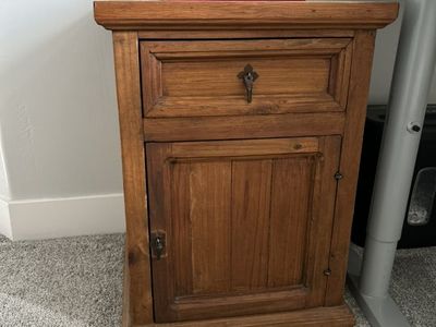 Rustic Wood Side Table/Night Stand